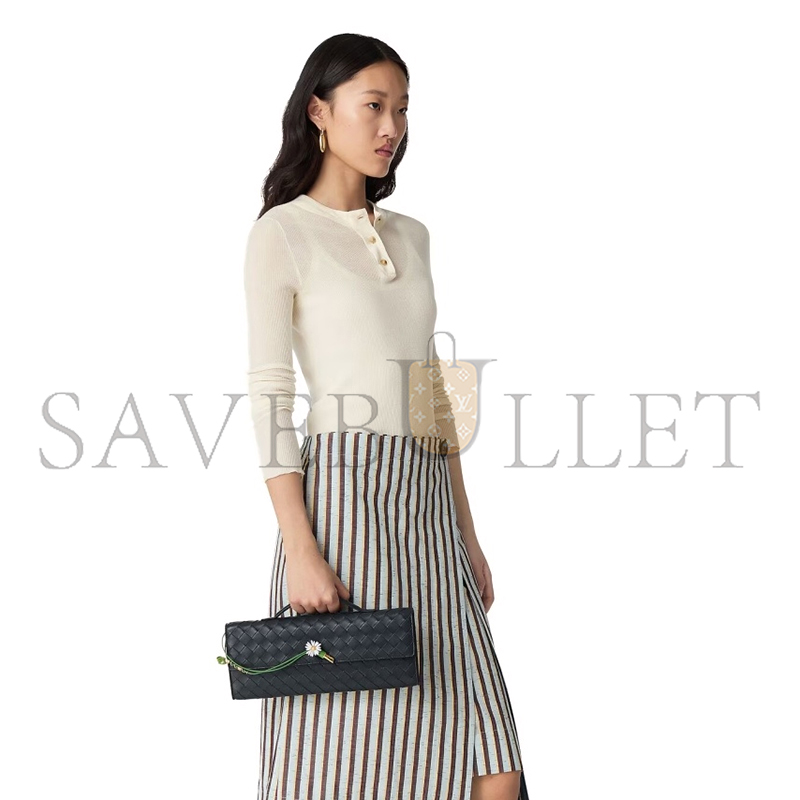 BOTTEGA VENETA ANDIAMO CLUTCH 836810 (31*13*3cm)